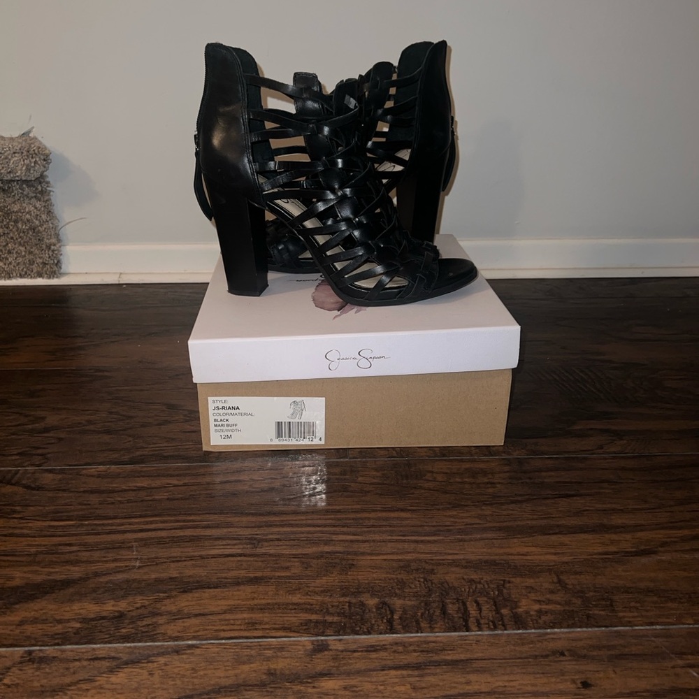 Jessica Simpson Riana heel